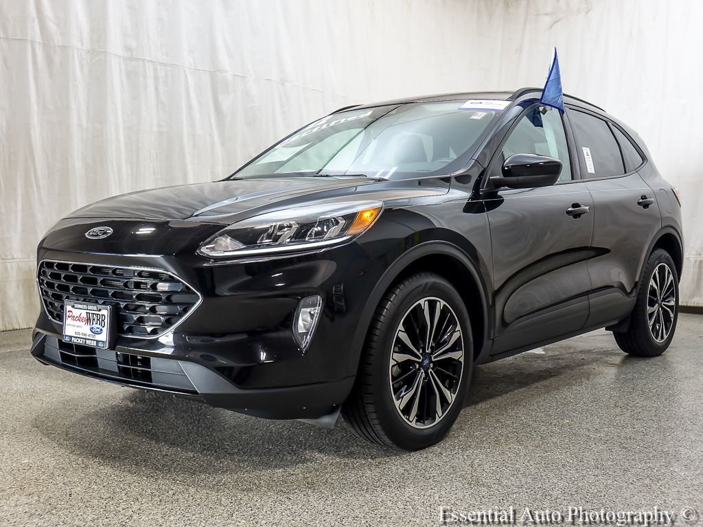 Certified Used 2022 Black Metallic Ford SEL image 2