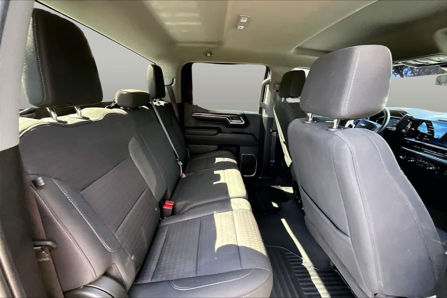 Used 2023 Summit White Chevrolet LT image 20