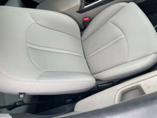 Used 2019 Gray Hyundai SEL image 10