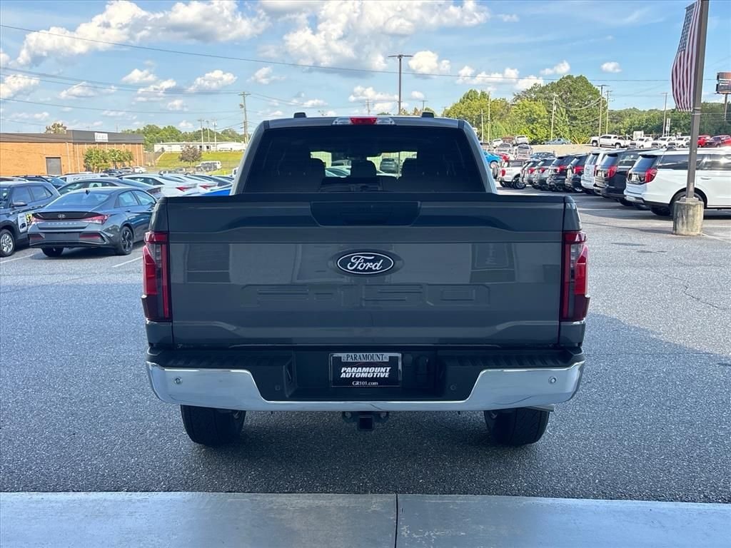 New 2026 Carbonized Gray Metallic Ford XLT image 25
