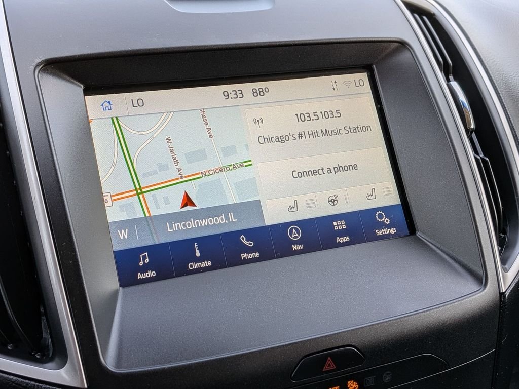 Used 2020 Black Ford SEL image 6
