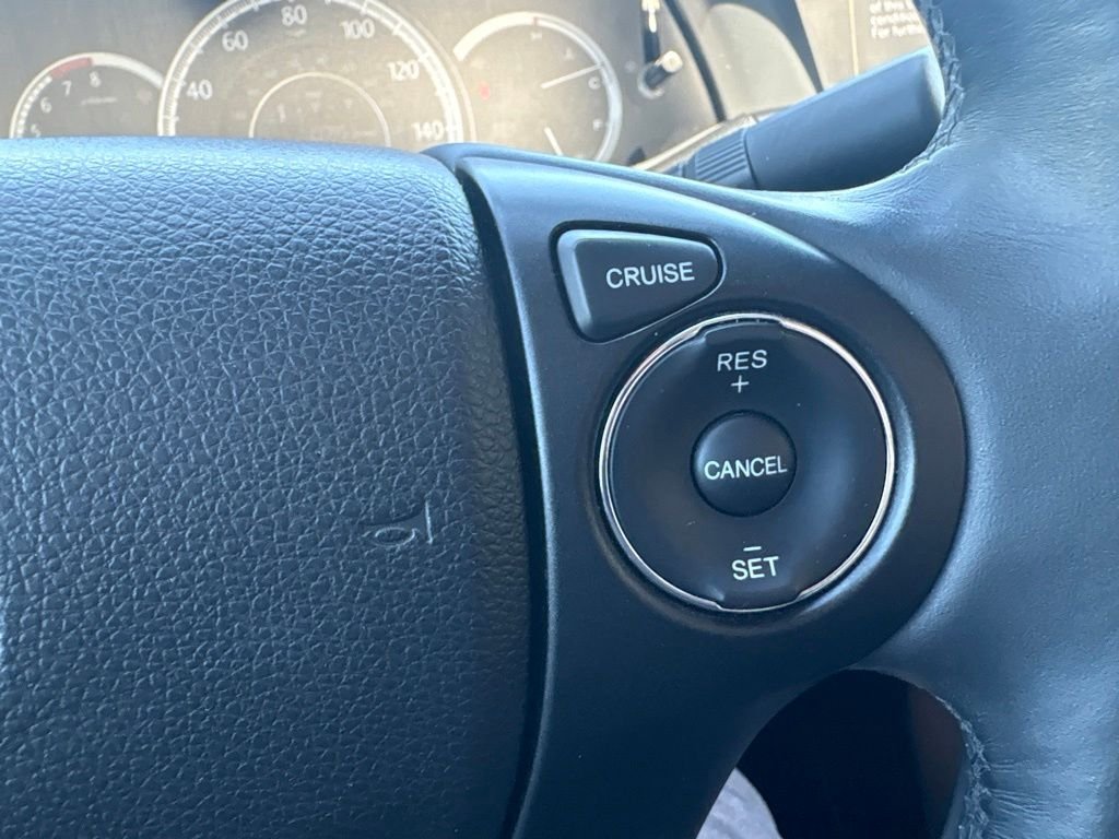 Used 2014 Gray Honda EX-L image 17