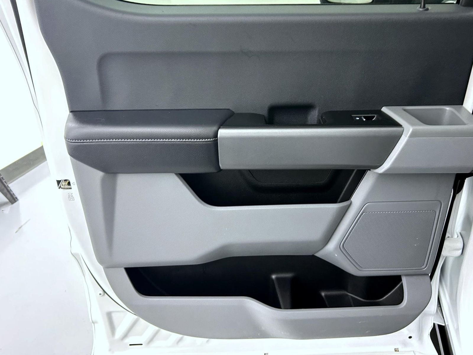Used 2025 White Ford XLT image 20