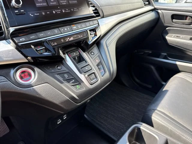 2025 Honda Odyssey EX-L - Photo 25