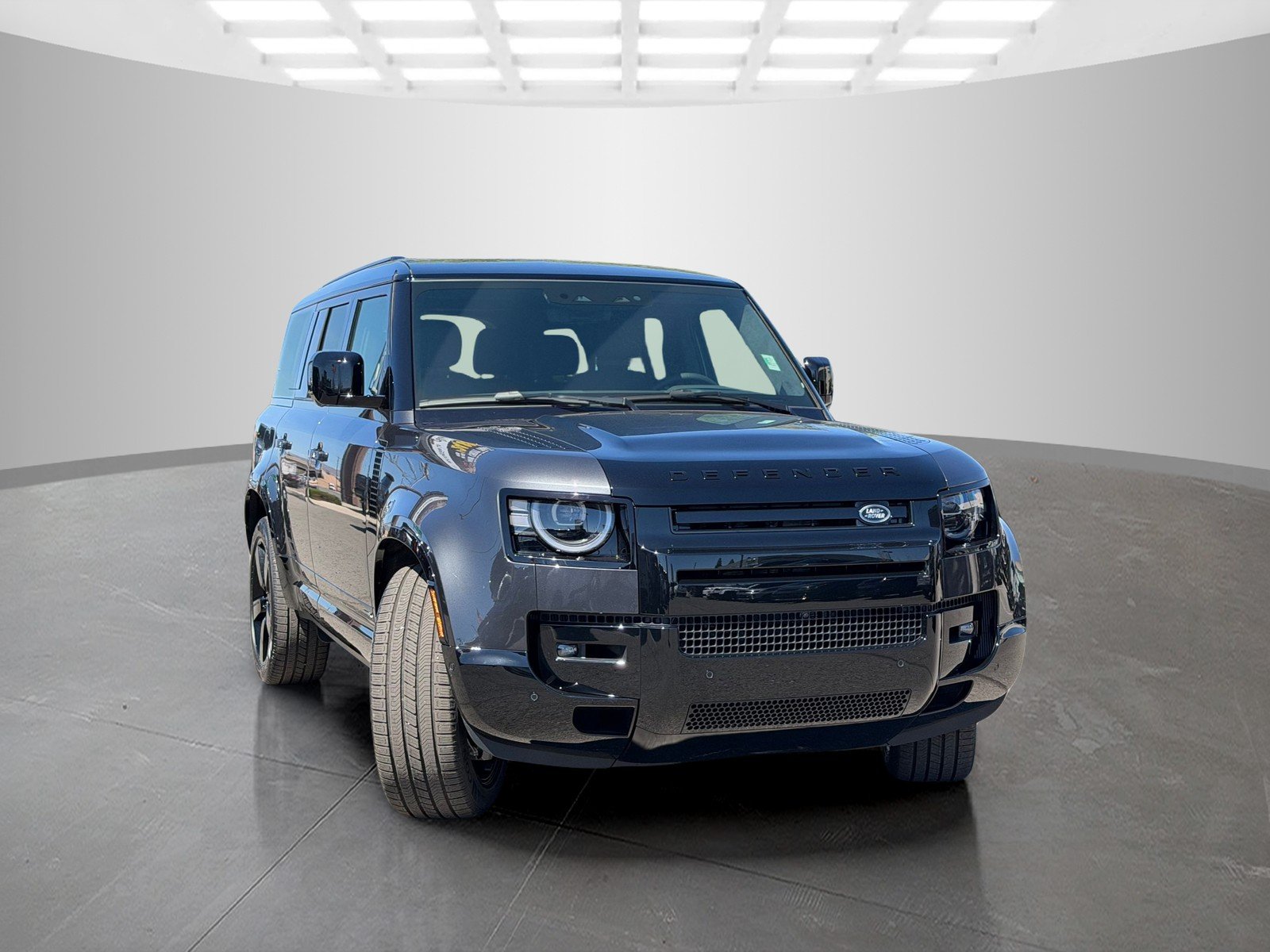 2026 Land Rover Defender X - Photo 3