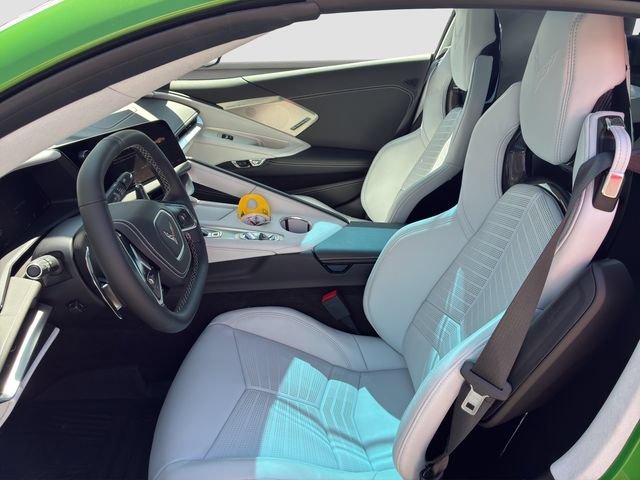 2027 Chevrolet Corvette 3LT - Photo 12