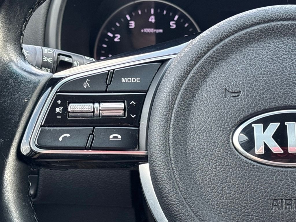 Used 2022 Silver Kia EX image 23
