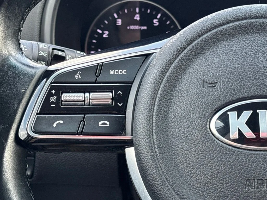 Used 2022 Silver Kia EX image 23