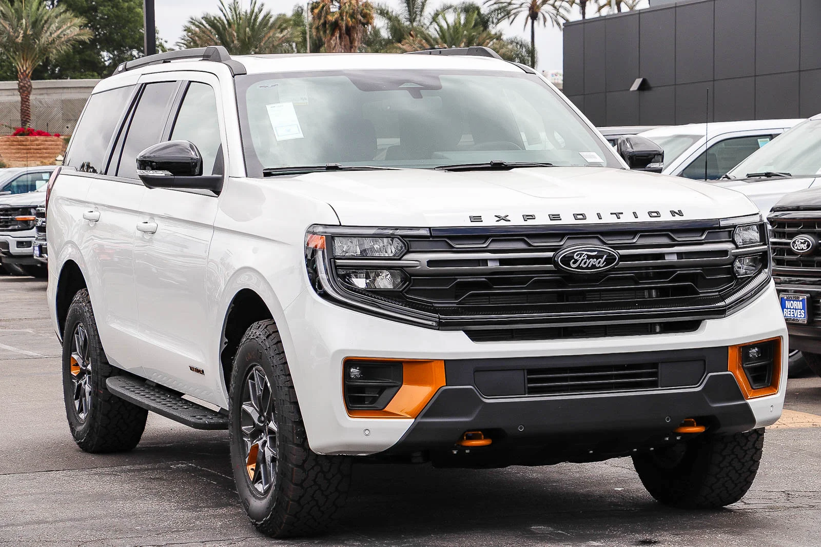 New 2026 Star White Metallic Tri-Coat Ford Tremor® image 3