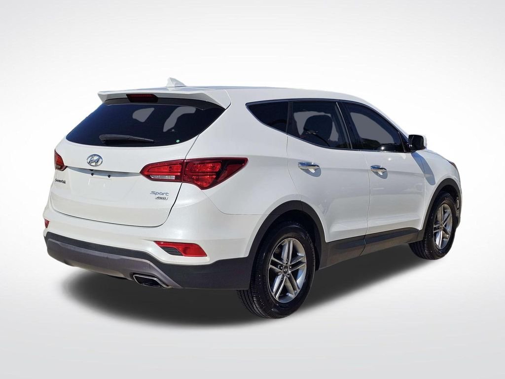 Used 2017 White Hyundai 2.4 Base image 17