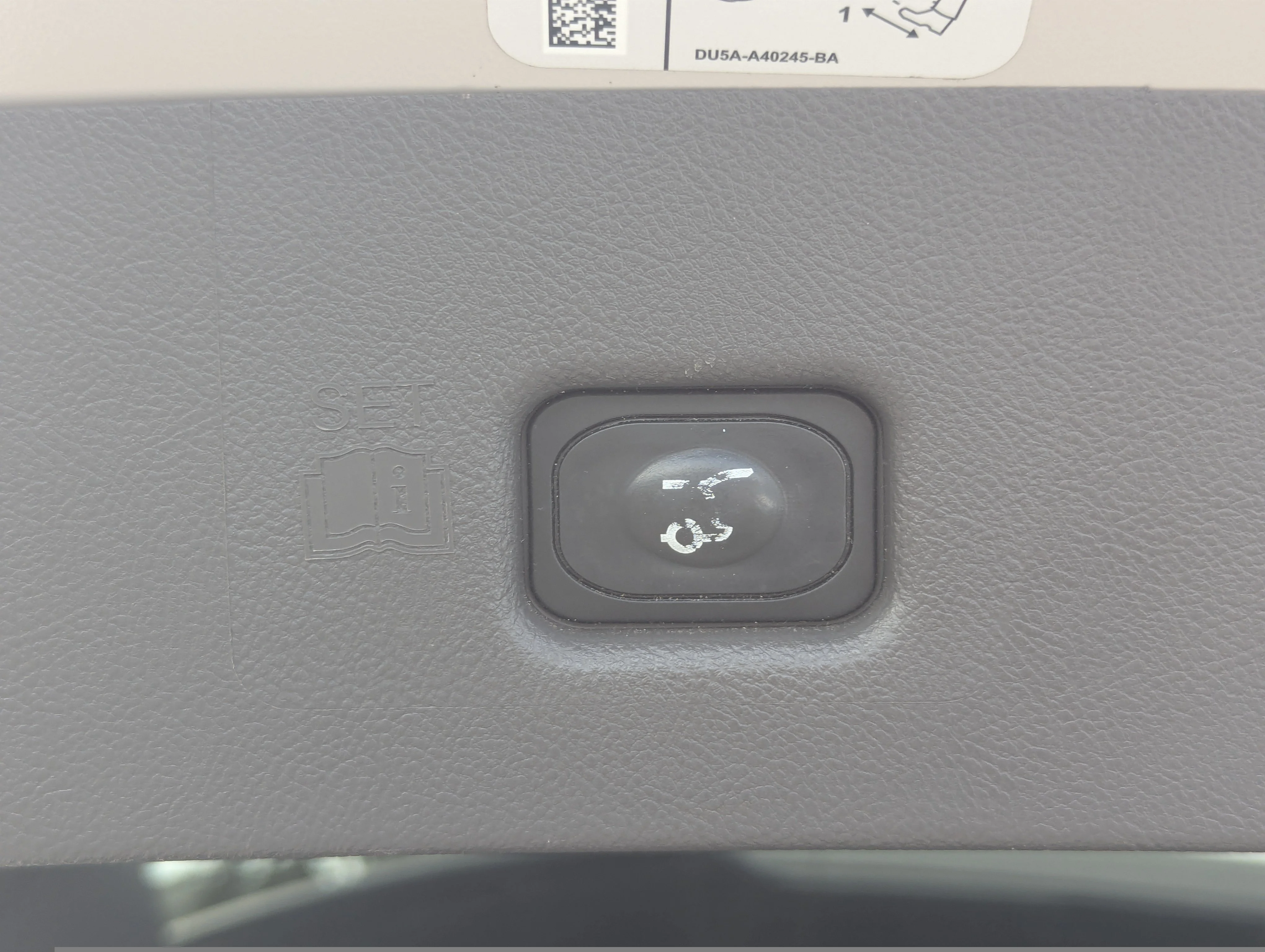 Used 2019 Ceramic Pearl Metallic Tri-Coat Lincoln Reserve image 14