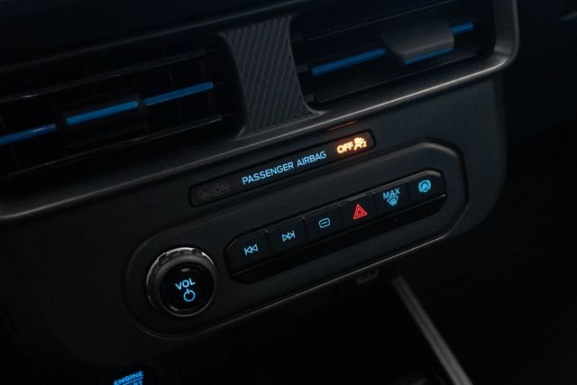 Used 2025 Black Ford XLT image 13