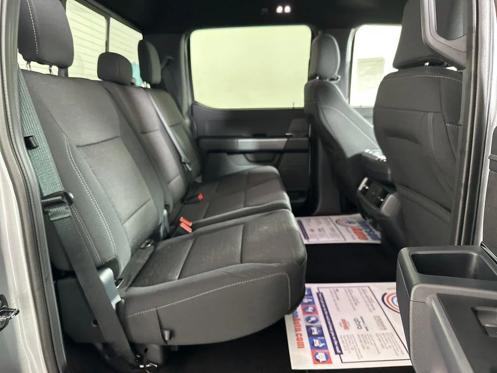 New 2026 Iconic Silver Metallic Ford XLT image 28