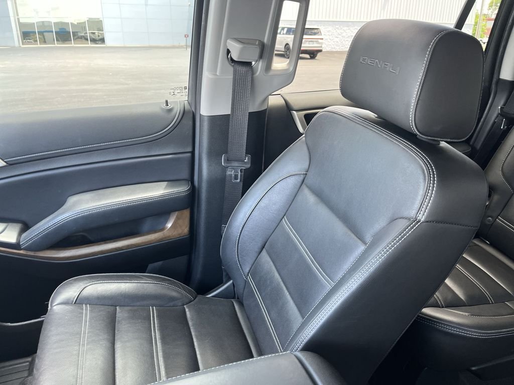 Used 2019 Gray GMC Denali image 24