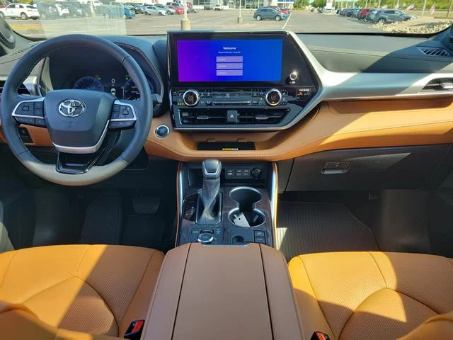 2023 Toyota Highlander Platinum - Photo 18