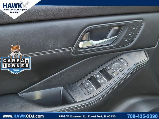 Used 2025 Black Nissan SL image 14