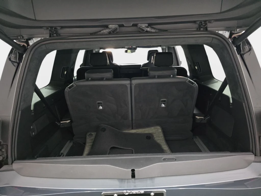 Used 2023 Gray Rivian Adventure image 14