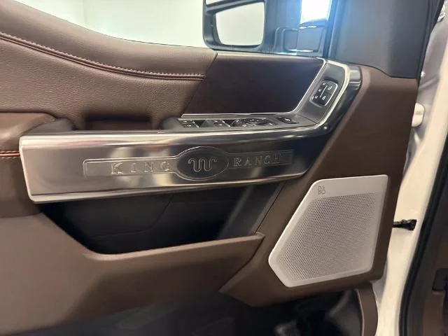 New 2026 Star White Metallic Tri-Coat Ford F-350® King Ranch® image 33