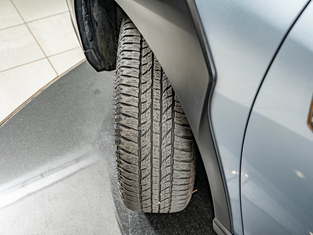 Used 2023 Ice Silver Metallic Subaru Wilderness image 48