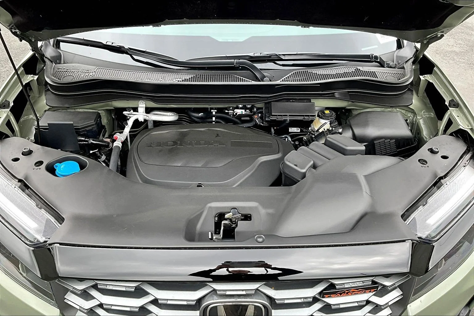 New 2026 Ash Green Metallic Honda TrailSport image 11