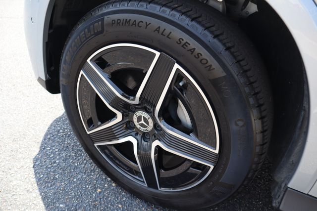 Certified Used 2025 Cirrus Silver Metallic Mercedes-Benz GLC 300 image 26