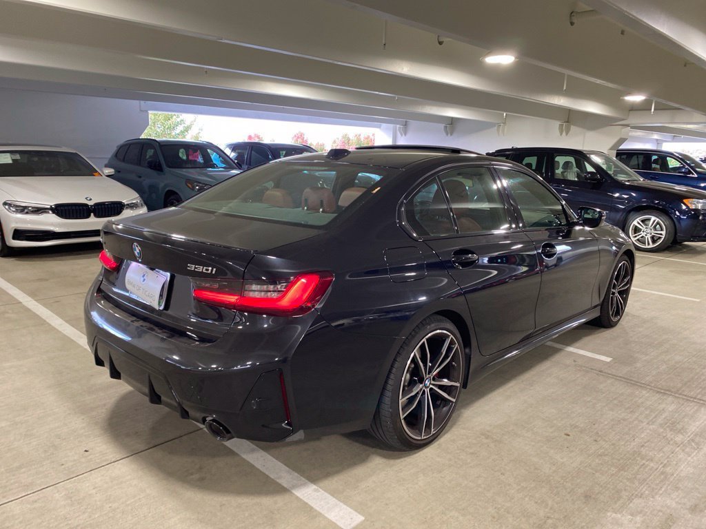 Used 2023 Black Sapphire Metallic BMW 330i xDrive image 5