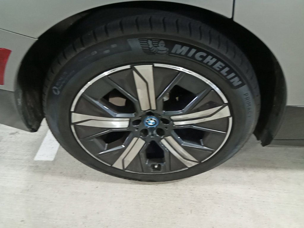 Certified Used 2024 Gray Metallic BMW xDrive50 image 16