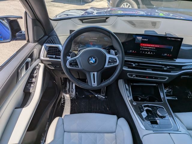 Used 2026 Blue BMW M60i image 19