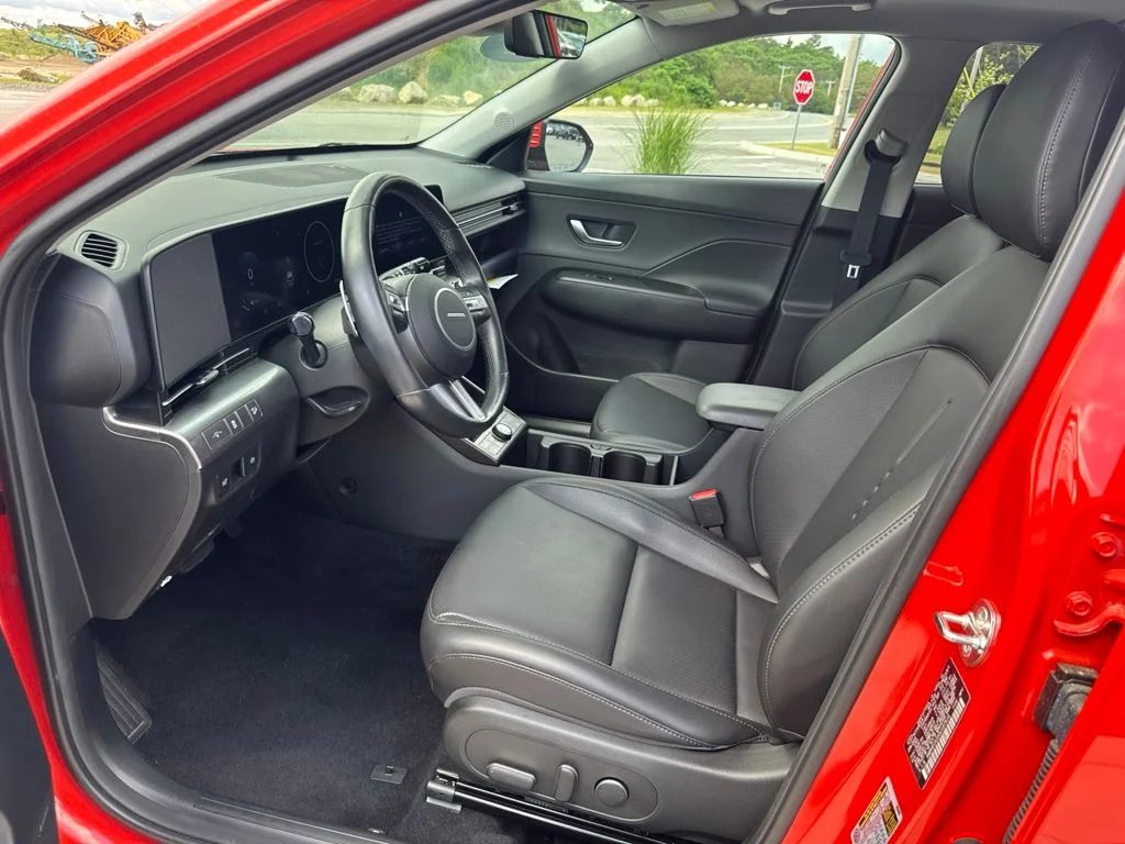 Used 2025 Orange Hyundai Limited image 13