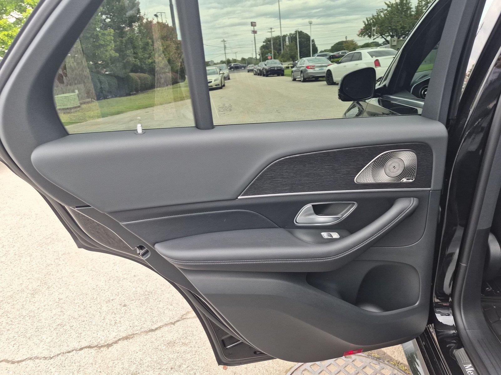 New 2027 Obsidian Black Metallic Mercedes-Benz GLE 450 image 29
