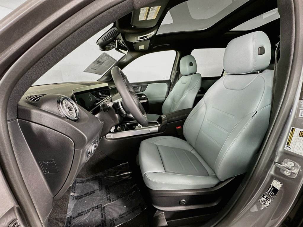 Certified Used 2026  Mercedes-Benz GLB 250 image 20