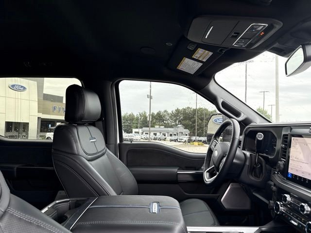 2026 Ford F-250 Super Duty Platinum - Photo 13
