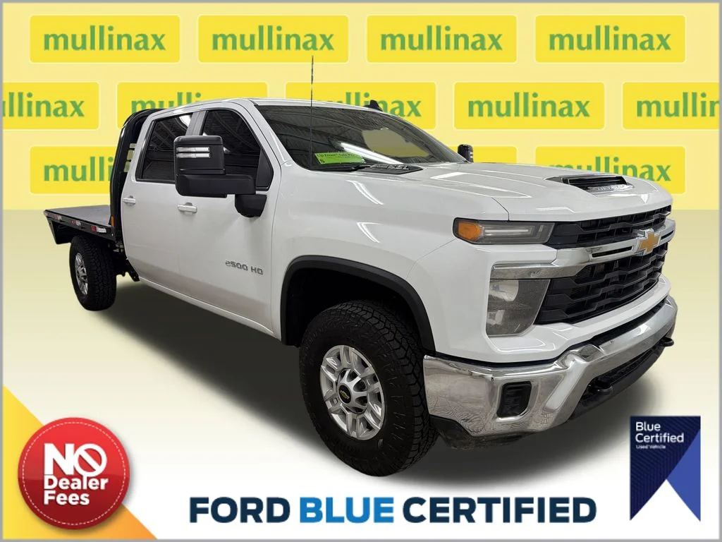 Used 2024 White Chevrolet LT image 1