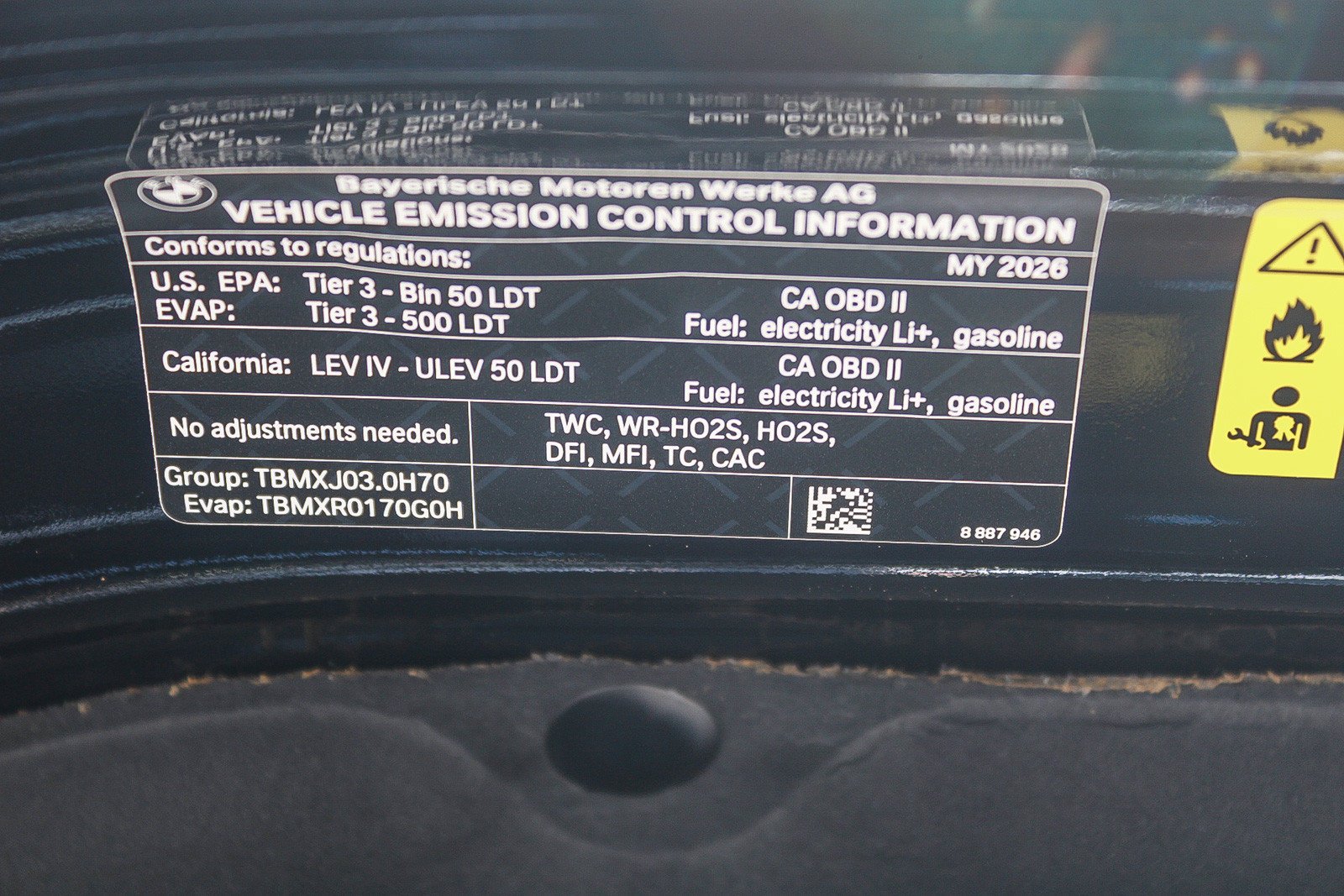Used 2026 Black Sapphire Metallic BMW xDrive50e image 29