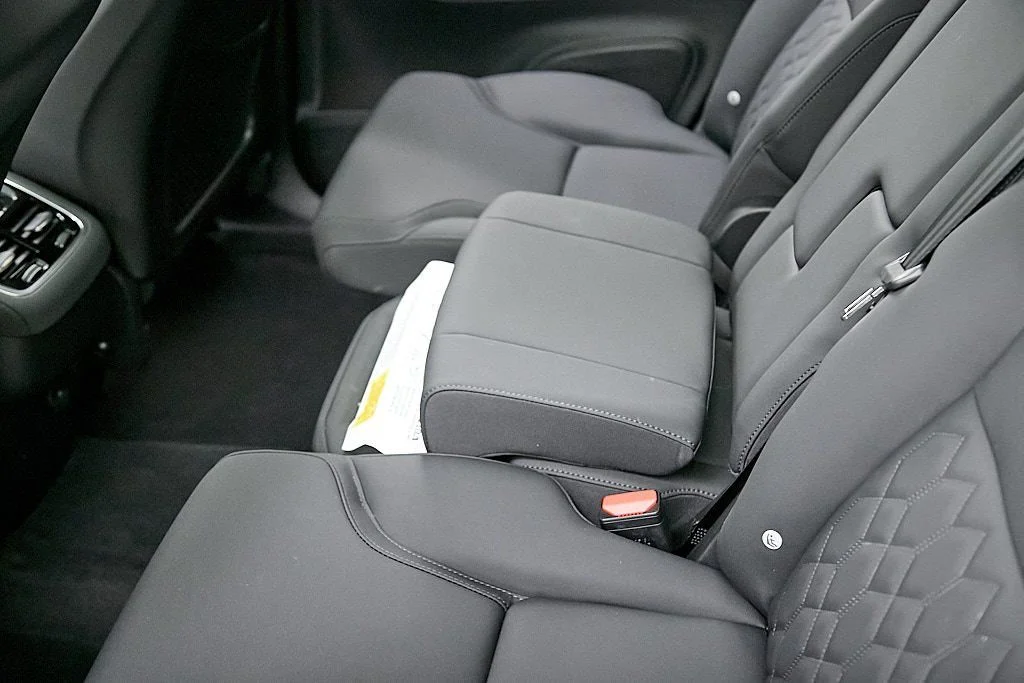 2026 Volvo XC90 Plus - Photo 21