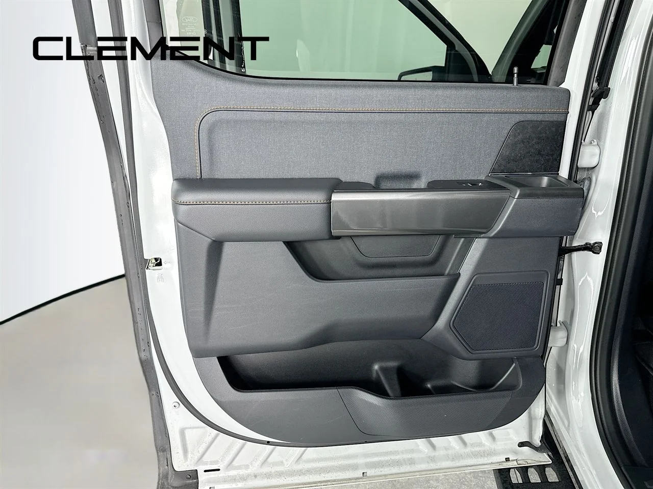 Certified Used 2023  Ford Tremor image 31