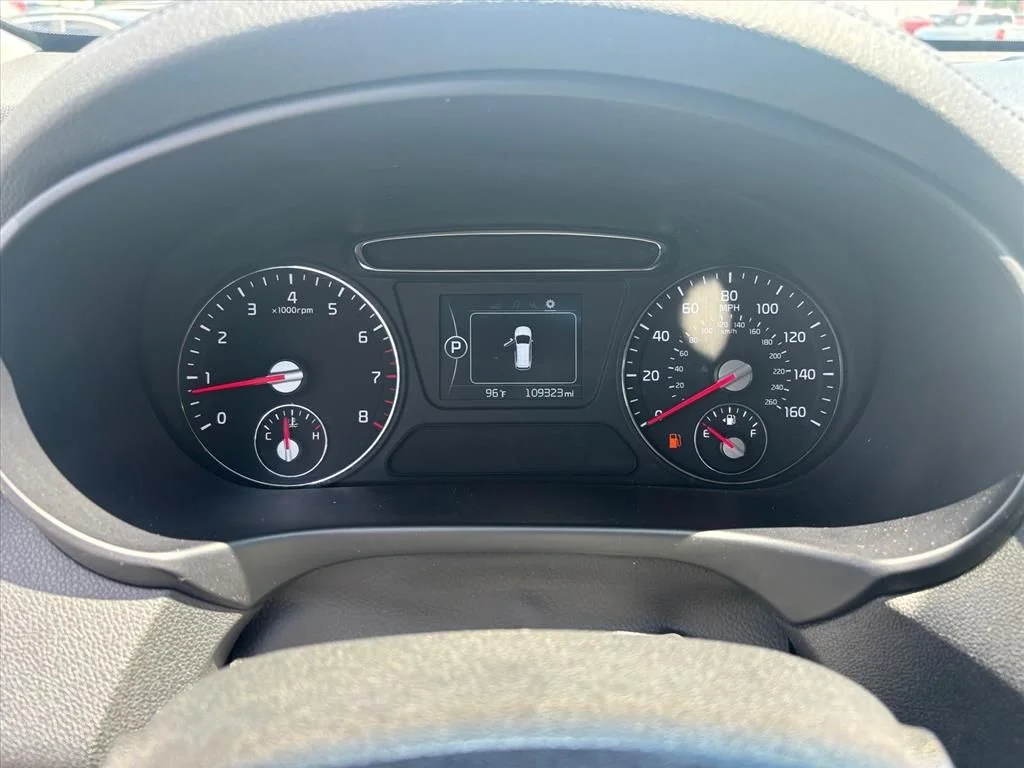 Used 2018 Black Kia LX image 7