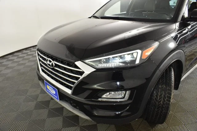 Used 2020 Black Hyundai Ultimate image 11