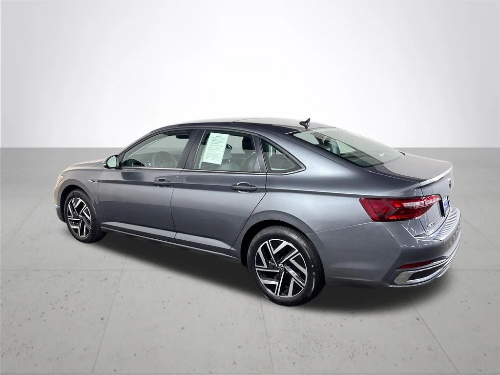 Certified Used 2024 Gray Volkswagen 1.5T SEL image 10
