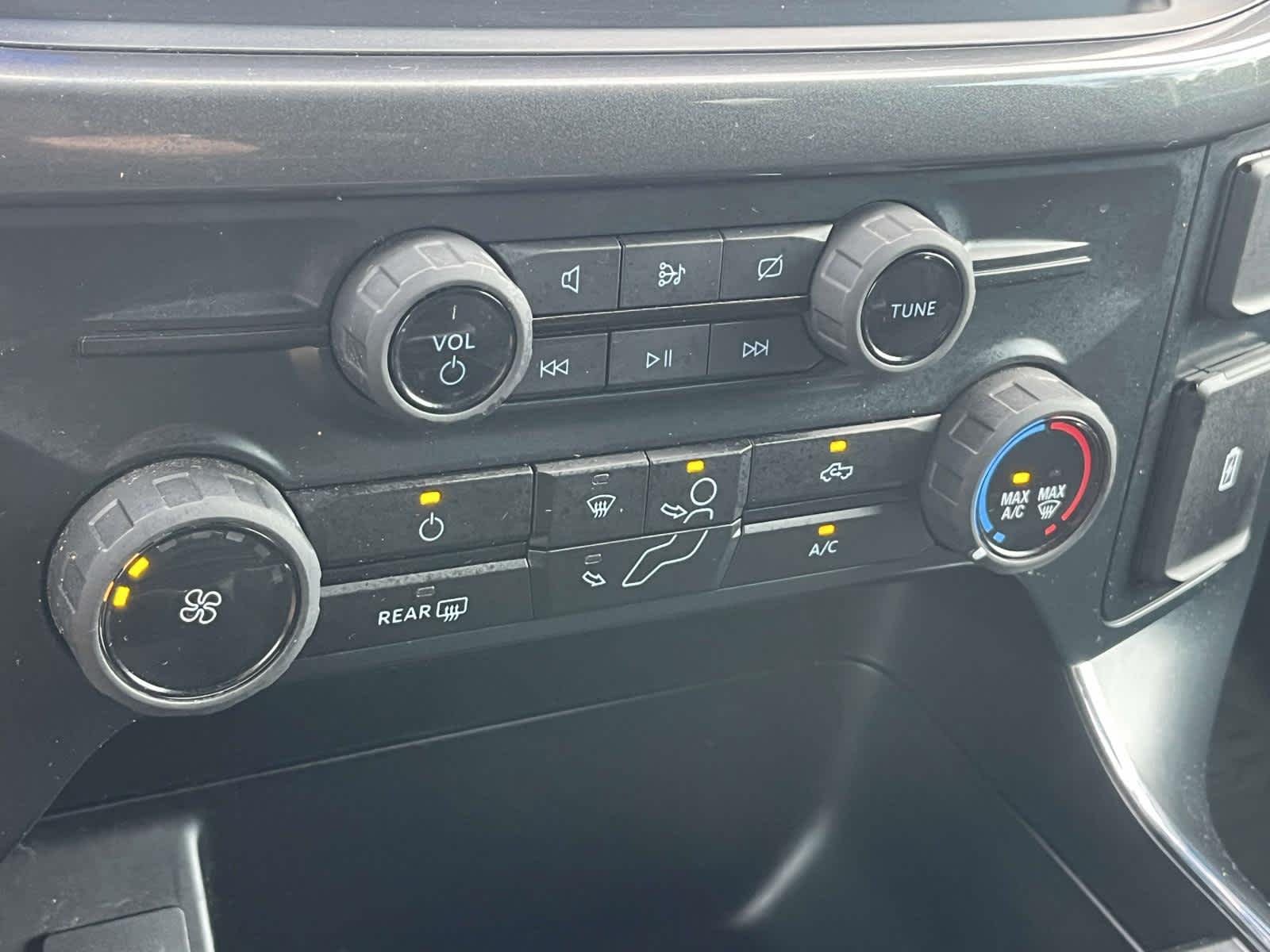 Used 2024 Avalanche Ford STX image 29