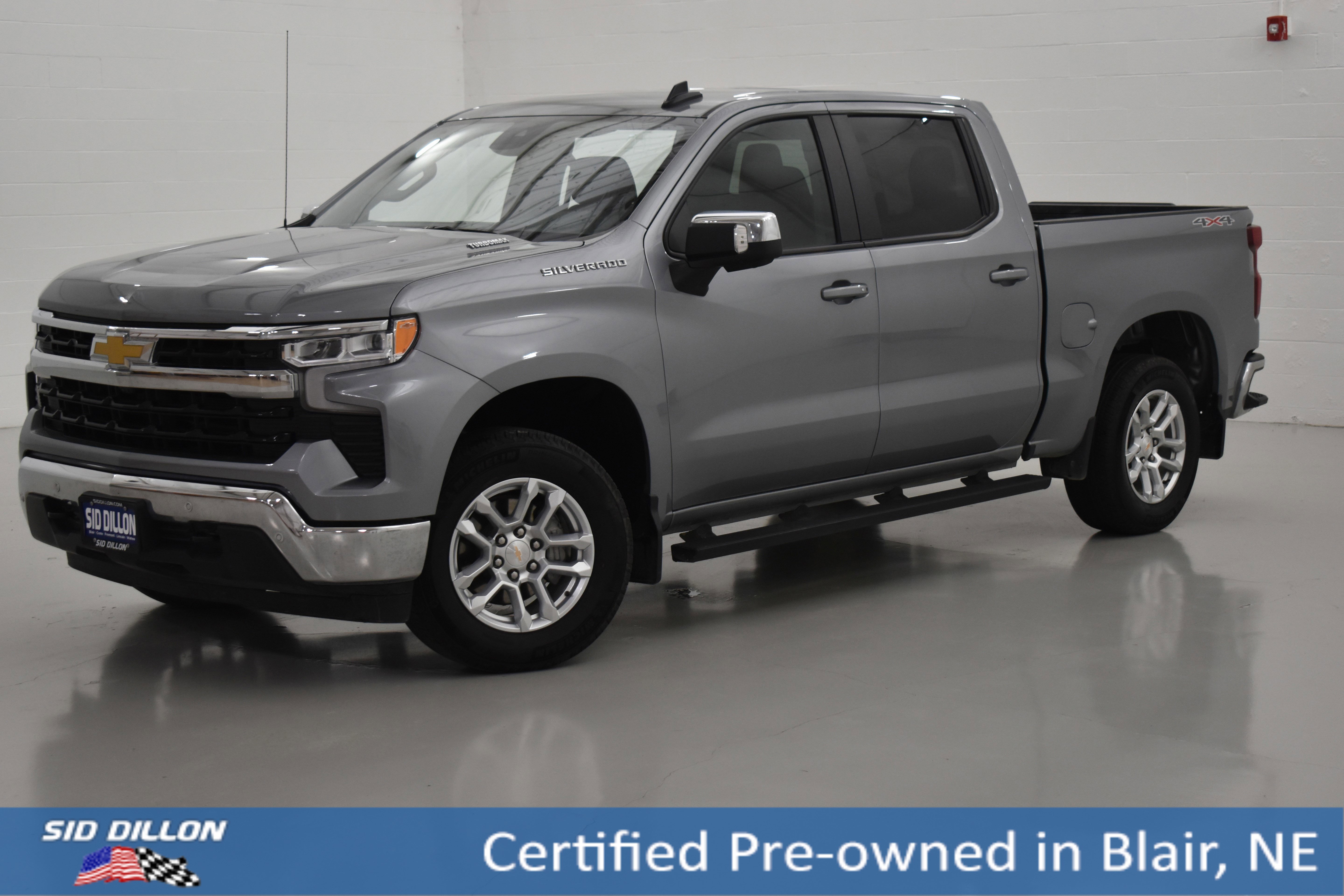 2025 Chevrolet Silverado 1500 LT 4X4 Crew Cab Short Box's photo