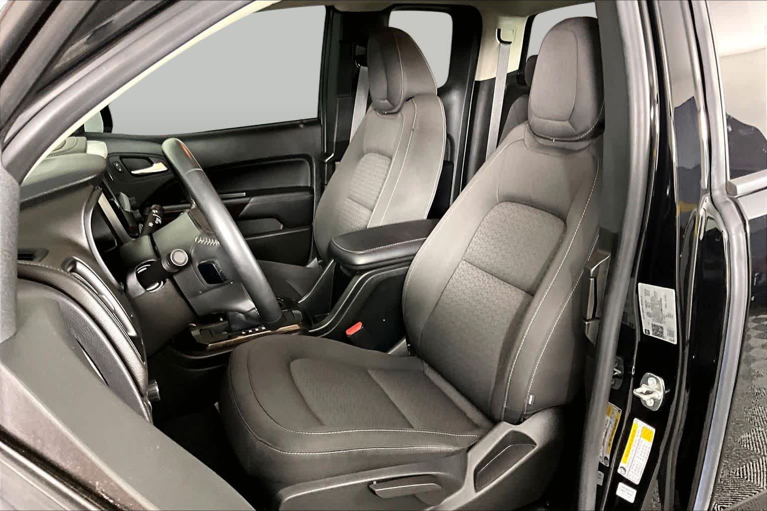 Used 2022 Onyx Black GMC 2WD Elevation image 9