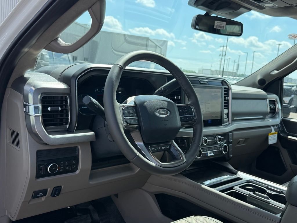 New 2026 Star White Metallic Tri-Coat Ford F-250® Platinum® image 4