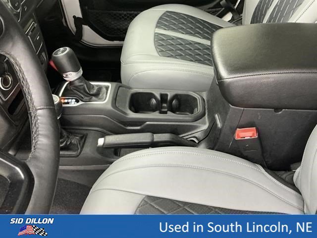 Used 2019 Bright White Clearcoat Jeep Sport Altitude image 14