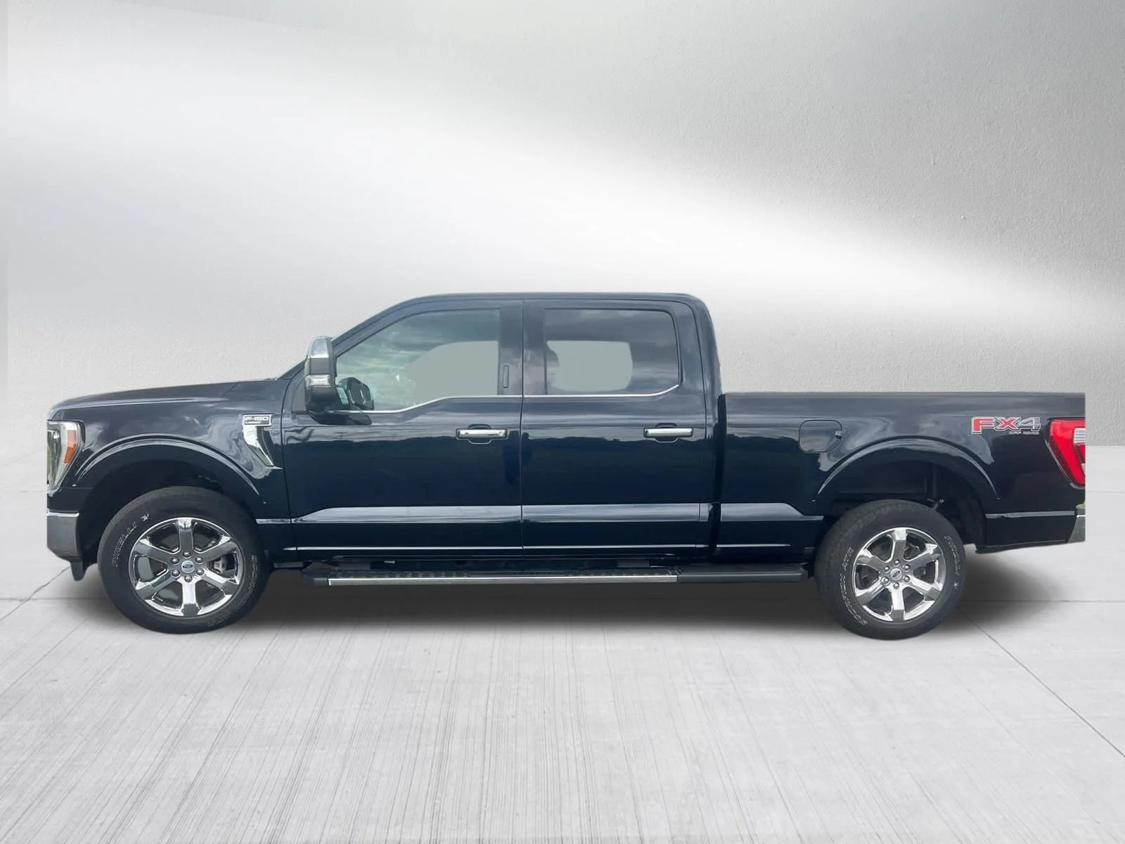 Certified Used 2021 Antimatter Blue Metallic Ford LARIAT image 4