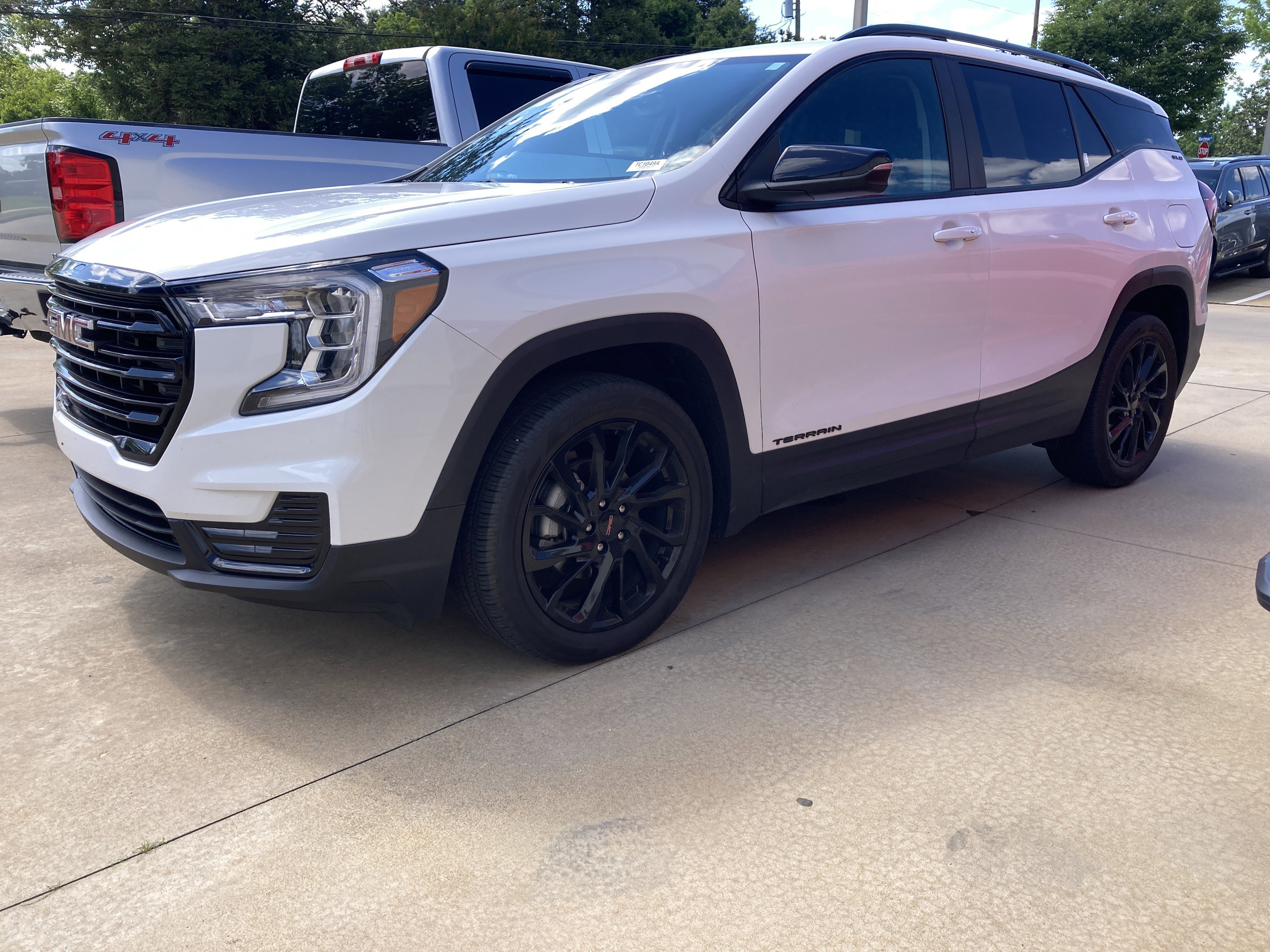 2024 GMC Terrain SLE FWD's photo