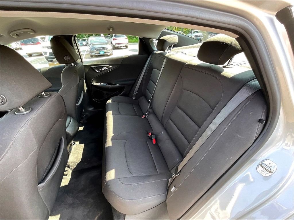 Used 2019 Silver Chevrolet LS image 25