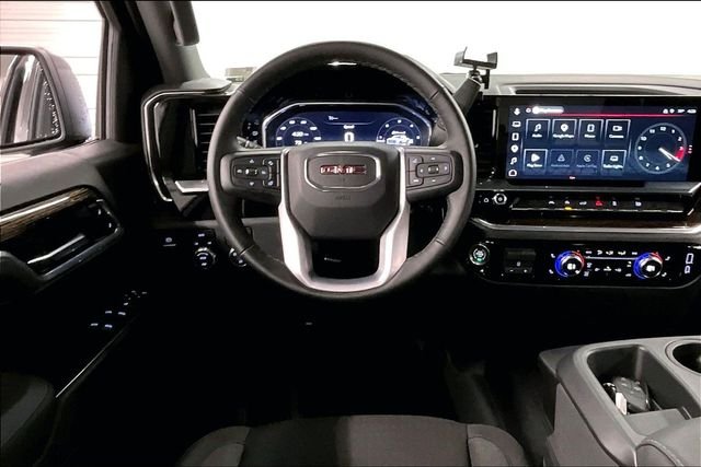Used 2026 Onyx Black GMC Elevation image 6