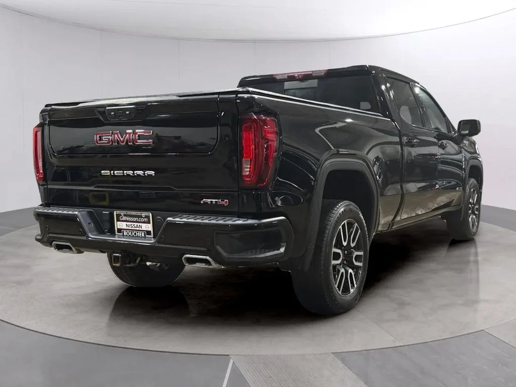 Used 2023 Onyx Black GMC AT4 image 4