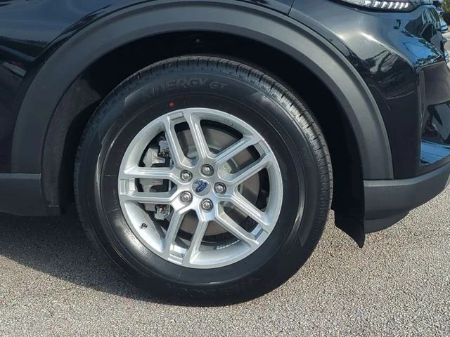 New 2026 Black Ford Active image 11